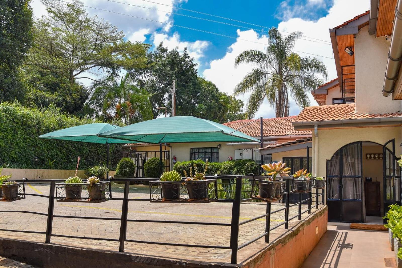 Cozy Stead Hotel Nairobi Buitenkant foto